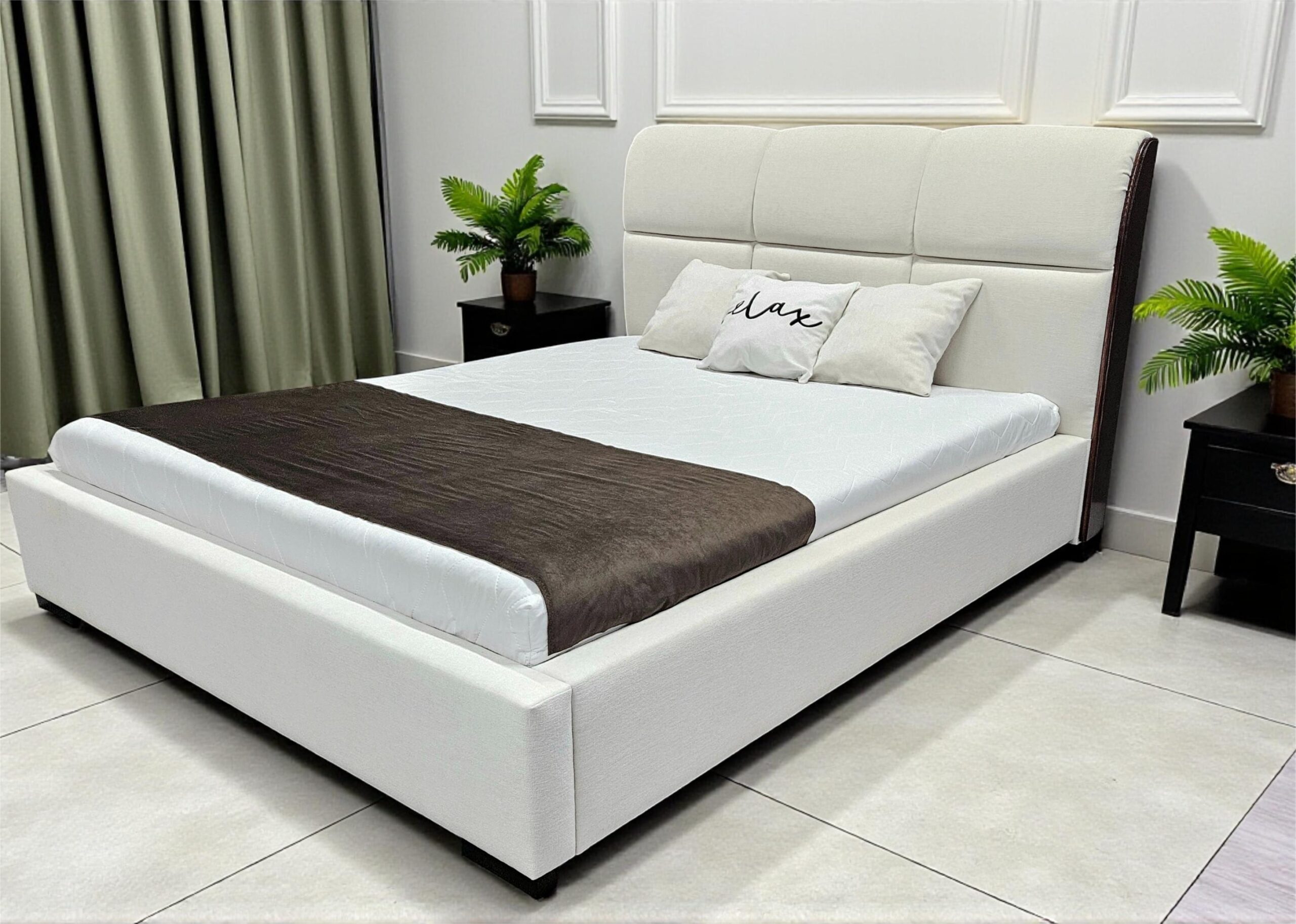 Łóżko tapicerowane z pojemnikiem TULO II Łóżko tapicerowane z pojemnikiem TULO II