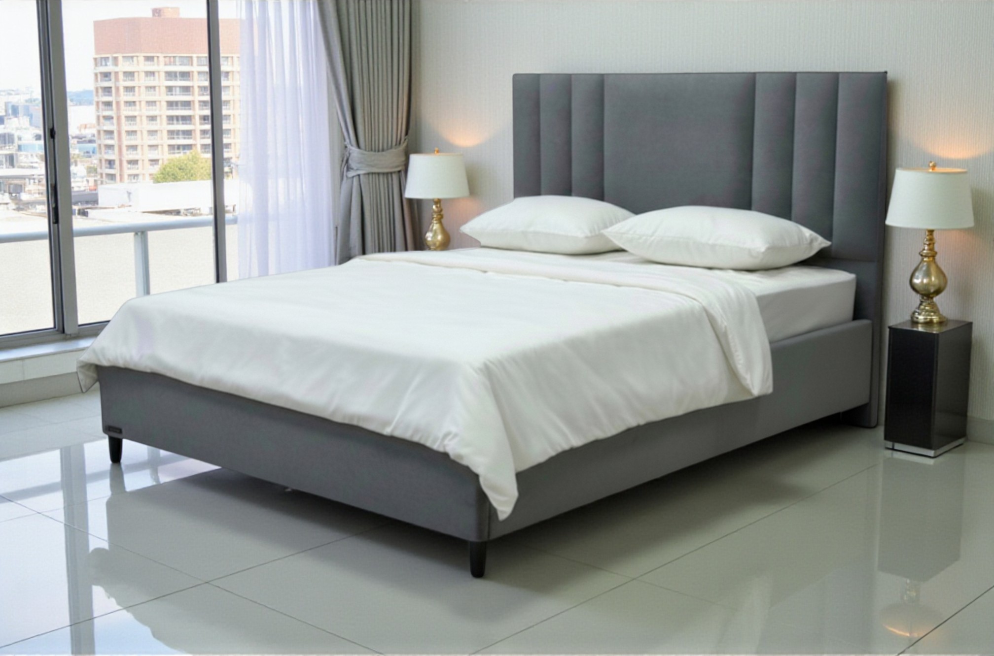 Łóżko tapicerowane z pojemnikiem MONO Łóżko tapicerowane z pojemnikiem MONO